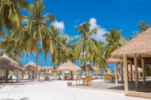 Reethi Faru Resort