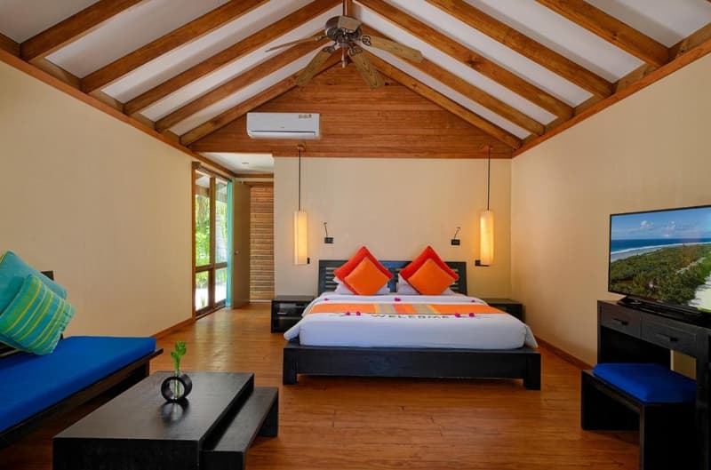 Canareef Resort Maldives - Sunrise Villa - Image 1