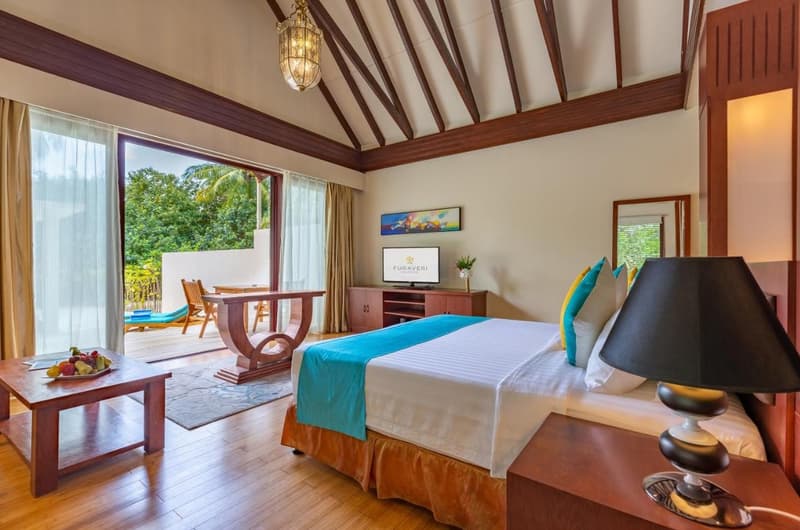 Furaveri Island Resort & Spa - Kerti villa - Image 1