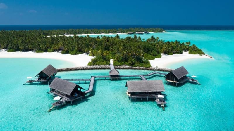 One&Only Reethi Rah - Water Villa King - Image 1