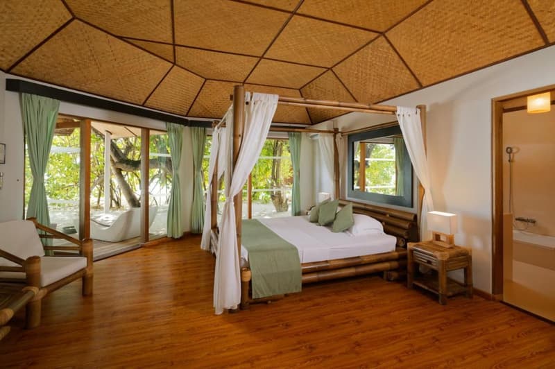 Safari Island Maldives - Beach Bungalow - Image 1